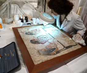Consolidation of polychromy on Egyptian relief